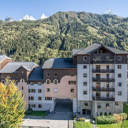 Apartment Charmant A Sud, 2 Etoiles, Parking Et Wifi - Fr-1-343-161